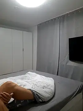 Snapshot of SexyJulia21 chatting on September 15, 2025, 5:51 am SexyJulia21 online show from September 15, 2025, 5:51 am