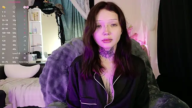 Snapshot of Lein_Bone chatting on June 14, 2026, 1:14 am Lein Bone online show from June 14, 2026, 1:14 am