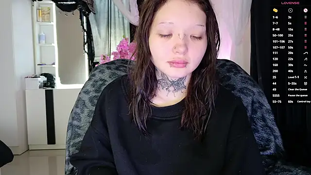 Lein Bone online show from June 20, 2026, 1:41 am