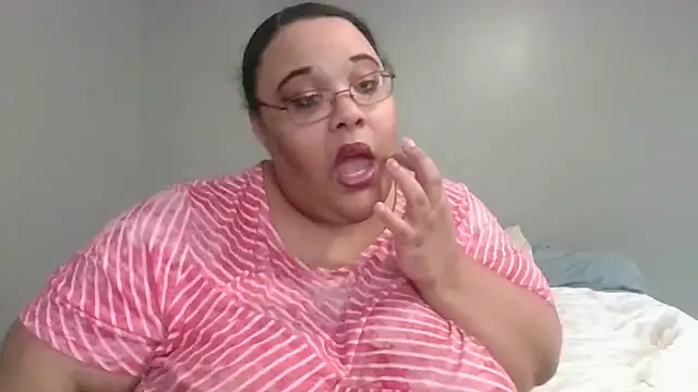 SexyBBW10790 online show from March 14, 2026, 12:10 pm