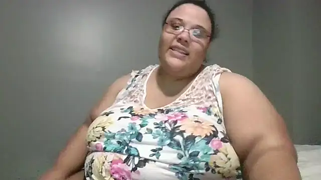 SexyBBW10790 online show from April 5, 2026, 2:42 am
