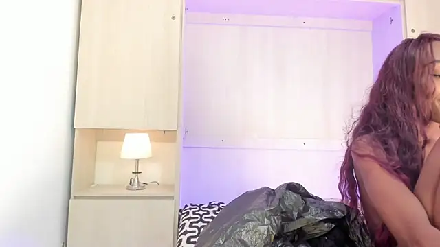 Snapshot of JoyceBlake chatting on November 20, 2025, 8:08 pm JoyceBlake online show from November 20, 2025, 8:08 pm