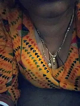 Snapshot of ruhistrip1265 chatting on December 3, 2025, 10:57 am ruhistrip1265 online show from December 3, 2025, 10:57 am