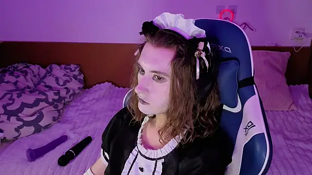 Snapshot of whitekittenenergy chatting on September 18, 2025, 5:37 pm whitekittenenergy online show from September 18, 2025, 5:37 pm