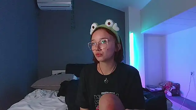 Wendywonders online show from November 13, 2025, 7:57 pm