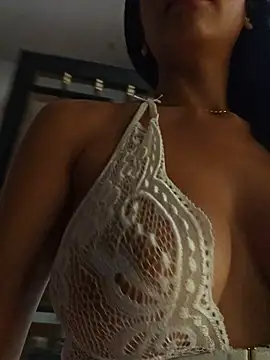 Snapshot of Mavi_roouse_ chatting on November 23, 2025, 12:27 pm Mavi roouse online show from November 23, 2025, 12:27 pm