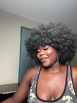 WomanNextdoor1 online show from July 4, 2026, 11:33 pm