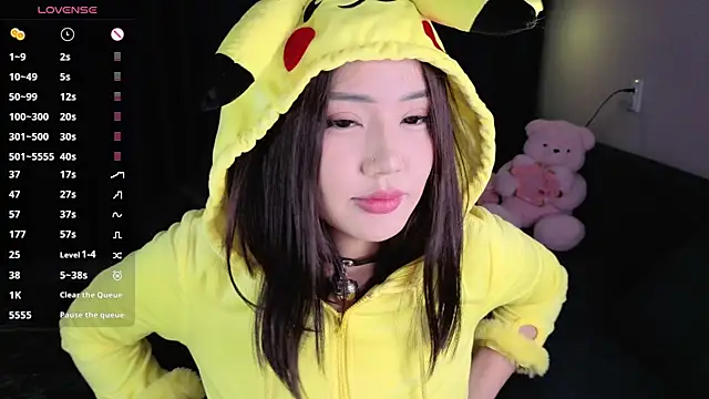 Snapshot of Momo_Ayase_ chatting on May 23, 2026, 3:27 pm Momo Ayase online show from May 23, 2026, 3:27 pm