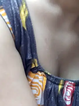 Hot-rima online show from July 7, 2026, 4:00 pm