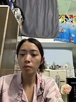 Snapshot of Minee1202 chatting on July 4, 2026, 1:12 am Minee1202 online show from July 4, 2026, 1:12 am