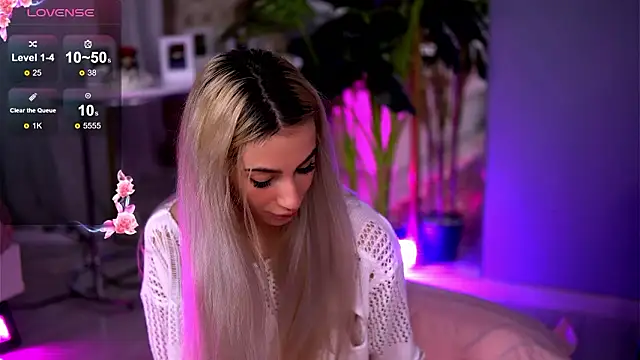 AwaLynch online show from March 3, 2026, 4:29 am