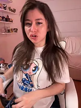 Snapshot of Sharon_07 chatting on September 12, 2025, 11:15 pm Sharon 07 online show from September 12, 2025, 11:15 pm