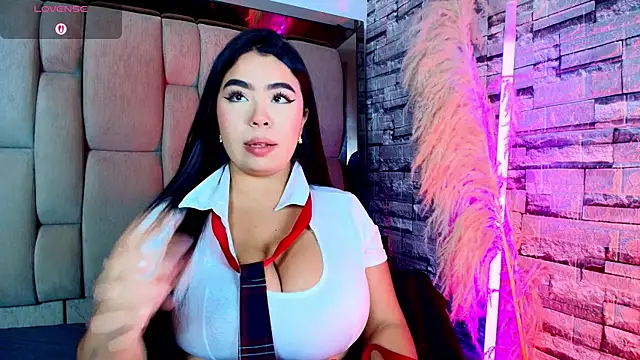 Snapshot of Samy_Grey01 chatting on June 5, 2026, 8:03 pm Samy Grey01 online show from June 5, 2026, 8:03 pm