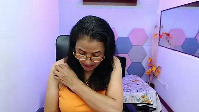 AmandaPeet online show from September 20, 2025, 7:48 pm