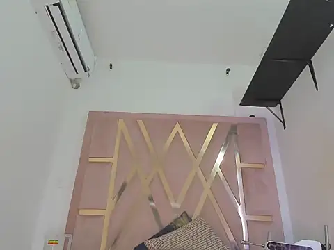 Snapshot of samantaasm chatting on October 17, 2025, 9:28 pm samantaasm online show from October 17, 2025, 9:28 pm