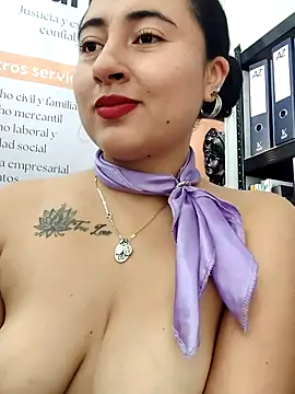Snapshot of AMATISTA__16 chatting on May 28, 2026, 12:35 pm AMATISTA 16 online show from May 28, 2026, 12:35 pm
