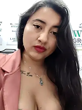 AMATISTA  16 online show from July 4, 2026, 12:33 pm
