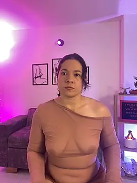 Snapshot of leiablack chatting on November 8, 2025, 11:43 am leiablack online show from November 8, 2025, 11:43 am