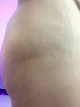 leiablack online show from April 30, 2026, 8:57 pm