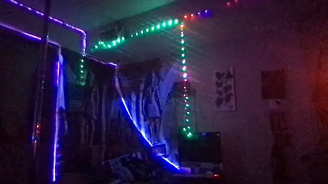 Triggerhappycj100 online show from September 15, 2025, 12:05 pm