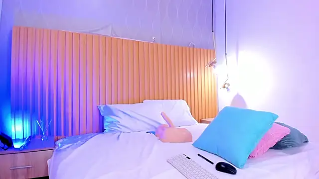 danaalamiri online show from October 21, 2025, 9:48 pm