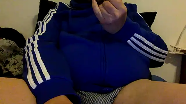 Snapshot of steve669_hot chatting on January 9, 2026, 4:32 pm steve669 hot online show from January 9, 2026, 4:32 pm