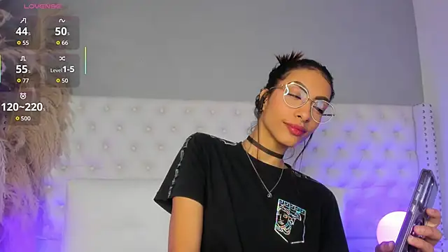 Ebonysweet   online show from December 15, 2025, 7:40 pm