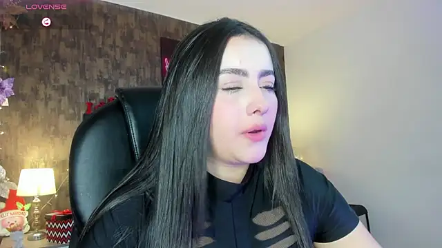 marian  stone online show from December 15, 2025, 6:56 pm