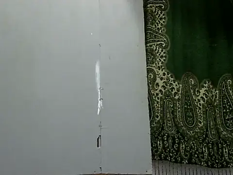 juicycum069 online show from October 8, 2025, 11:35 pm