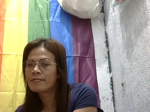 juicycum069 online show from March 13, 2026, 8:04 pm