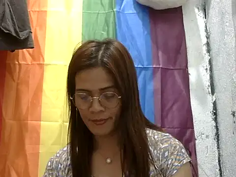 juicycum069 online show from March 16, 2026, 9:35 am