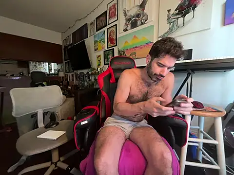 Snapshot of Pupscritch chatting on May 22, 2026, 6:24 pm Pupscritch online show from May 22, 2026, 6:24 pm