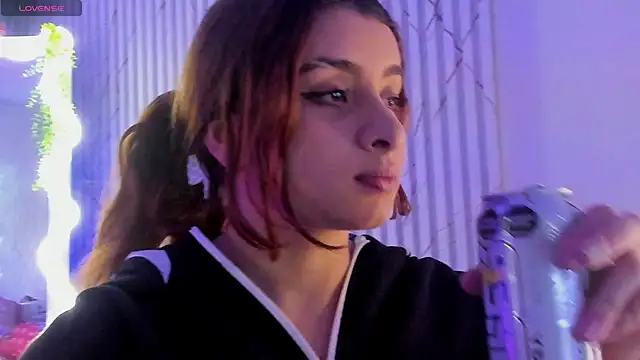 Naomy tay1 online show from June 13, 2026, 3:04 am