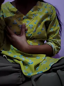 modelnishu online show from December 4, 2025, 2:37 pm