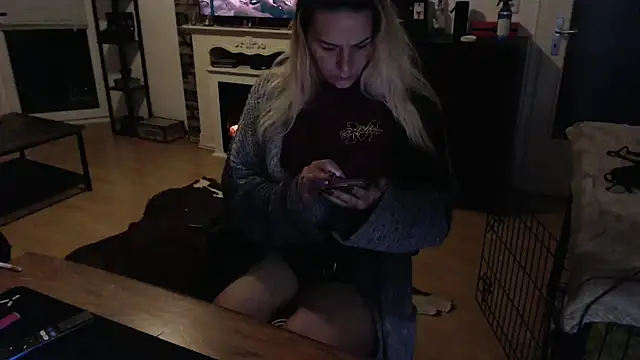 Snapshot of Sidney_Rockz chatting on October 4, 2025, 5:55 pm Sidney Rockz online show from October 4, 2025, 5:55 pm