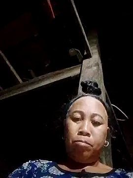 Snapshot of Mamapm20 chatting on October 4, 2025, 11:52 am Mamapm20 online show from October 4, 2025, 11:52 am