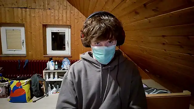 Imagerysin23 online show from January 7, 2026, 5:37 pm