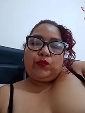 ladytropical1 online show from November 20, 2025, 3:34 pm