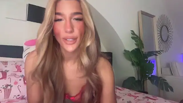 KENNIEXROSE online show from January 7, 2026, 12:13 am