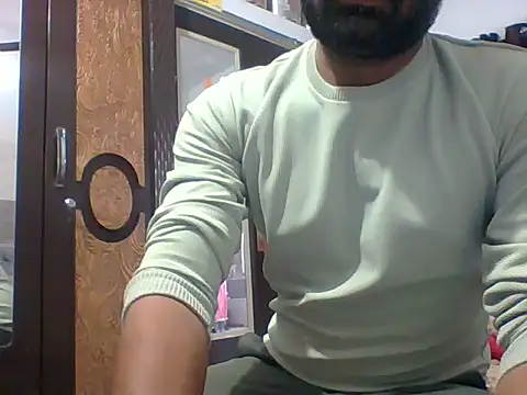 Snapshot of autophile-indian chatting on November 23, 2025, 8:14 am autophile-indian online show from November 23, 2025, 8:14 am