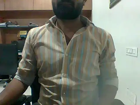 autophile-indian online show from December 4, 2025, 6:01 am