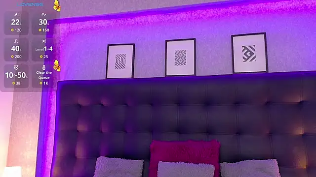 Snapshot of Sharonevanss_ chatting on May 27, 2026, 8:17 pm Sharonevanss online show from May 27, 2026, 8:17 pm