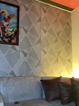 Snapshot of Alisse_taylor2 chatting on October 24, 2025, 1:07 pm Alisse taylor2 online show from October 24, 2025, 1:07 pm