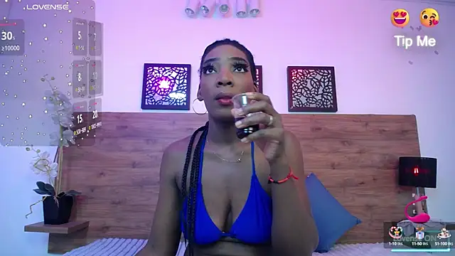 AlexandraCambell online show from October 5, 2025, 1:09 pm