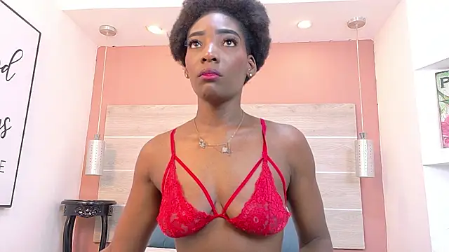 Snapshot of AlexandraCambell chatting on May 16, 2026, 7:45 pm AlexandraCambell online show from May 16, 2026, 7:45 pm