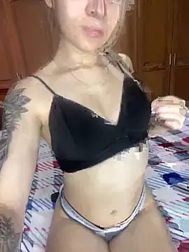 karla-thomsom10 online show from September 11, 2025, 10:21 pm