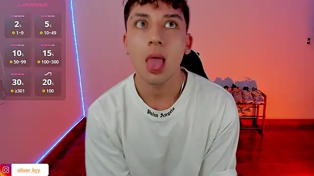 Snapshot of Casper___kyy chatting on September 21, 2025, 3:24 pm Casper kyy online show from September 21, 2025, 3:24 pm