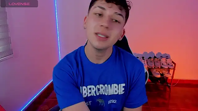 Snapshot of Casper___kyy chatting on September 23, 2025, 7:17 pm Casper kyy online show from September 23, 2025, 7:17 pm