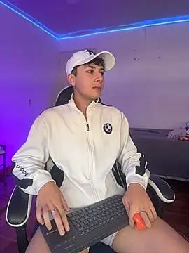 Casper   kyy online show from December 3, 2025, 3:54 pm