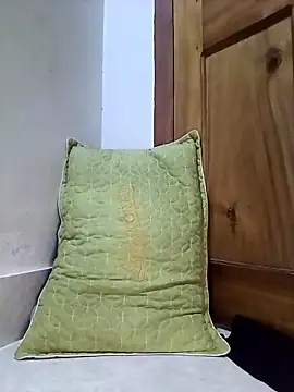 Snapshot of BigPussy178 chatting on November 12, 2025, 2:56 am BigPussy178 online show from November 12, 2025, 2:56 am